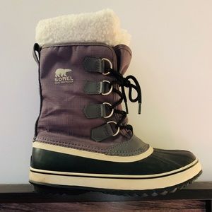 Waterproof Sorel Snowboots